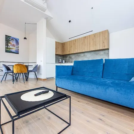 Sea & Sky Residence, Centre *