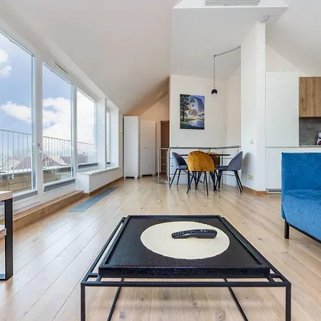 Sea & Sky Residence, Centre Апартаменты *